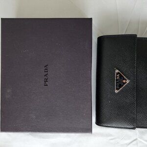 Women's Prada Portafoglio Saffiano Nero Black Leather Wallet - NEW with Box